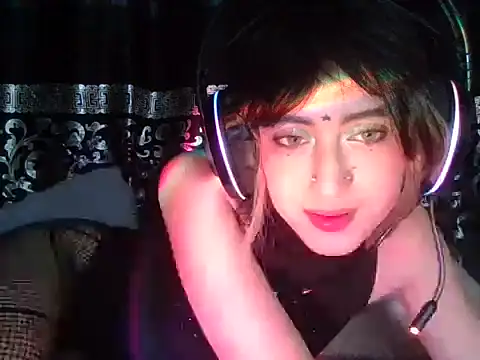 kittenpasive30 online show from 16, 6, 2026