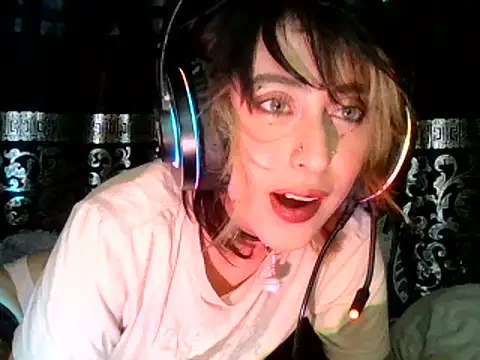 kittenpasive30 online show from 21, 6, 2026