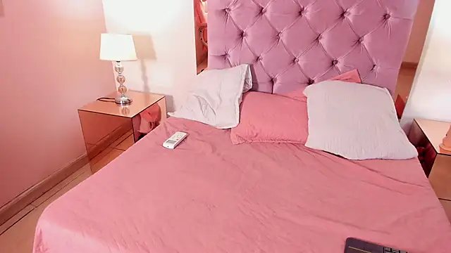 Snapshot of Kisha_Skye chatting on 1, 7, 2026 Kisha Skye online show from 1, 7, 2026