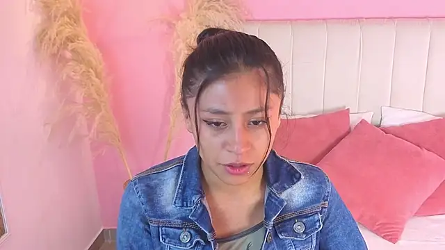 valeria  torres online show from 24, 7, 2026