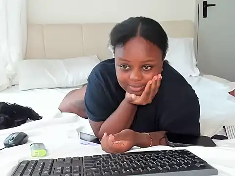 Snapshot of Ebony_Kenya255 chatting on 5, 7, 2026 Ebony Kenya255 online show from 5, 7, 2026