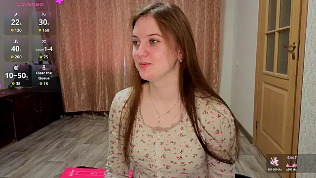 SwetLuna01 online show from 15, 6, 2026