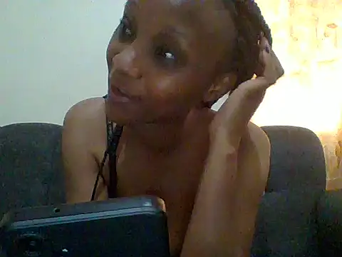 Precious-Glam online show from 19, 6, 2026