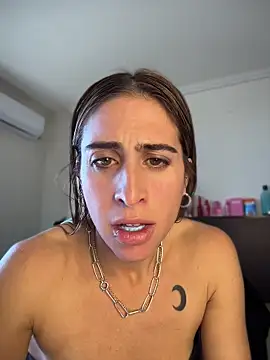 Snapshot of NicoleWilder chatting on 14, 7, 2026 NicoleWilder online show from 14, 7, 2026