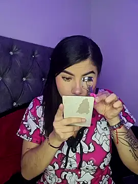 kim luna2 online show from 11, 7, 2026