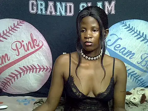 Snapshot of Queen_slay2 chatting on 10, 7, 2026 Queen slay2 online show from 10, 7, 2026