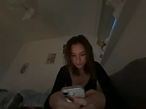 Violet Velvet online show from 2, 8, 2026