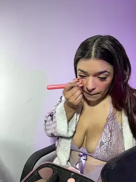 Snapshot of catalina_rios1 chatting on 19, 6, 2026 catalina rios1 online show from 19, 6, 2026