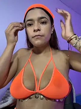 Snapshot of catalina_rios1 chatting on 26, 6, 2026 catalina rios1 online show from 26, 6, 2026