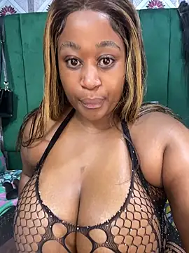 Curveybubbles23 online show from 28, 6, 2026