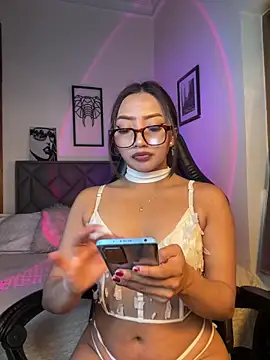 Cattleya Love online show from 21, 6, 2026