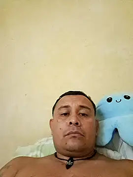 parejacalientenik online show from 22, 6, 2026