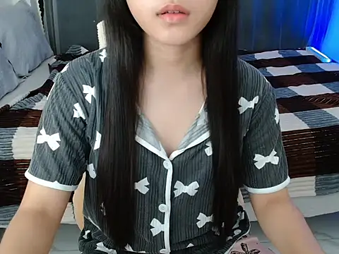 Snapshot of xsavanah01 chatting on 27, 7, 2026 xsavanah01 online show from 27, 7, 2026