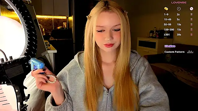 Snapshot of viyy chatting on 11, 7, 2026 viyy online show from 11, 7, 2026
