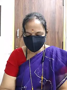 Snapshot of Tamil_white_beauty chatting on 2, 7, 2026 Tamil white beauty online show from 2, 7, 2026