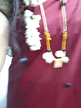 Snapshot of Tamil_white_beauty chatting on 8, 7, 2026 Tamil white beauty online show from 8, 7, 2026