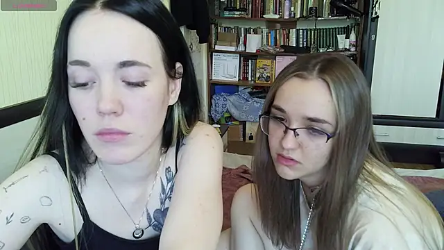 Snapshot of Mia_Ellis chatting on 2, 7, 2026 Mia Ellis online show from 2, 7, 2026