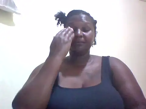 Snapshot of African_doll2 chatting on 14, 7, 2026 African doll2 online show from 14, 7, 2026