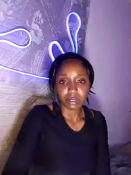 Snapshot of Pretty-Caramel1 chatting on 19, 6, 2026 Pretty-Caramel1 online show from 19, 6, 2026