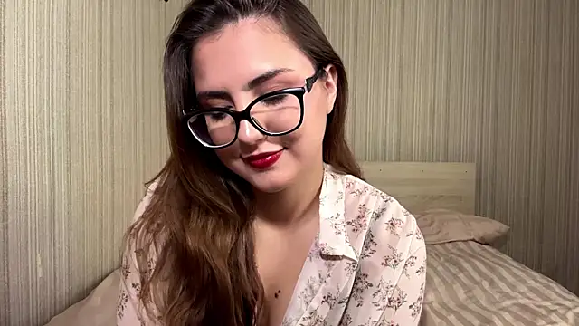 Mina Aston online show from 24, 6, 2026