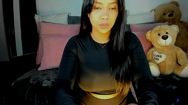 NicolePasqualott online show from 21, 12, 2024