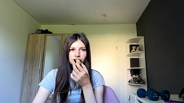 Snapshot of SpanishRooter chatting on 28, 6, 2026 SpanishRooter online show from 28, 6, 2026