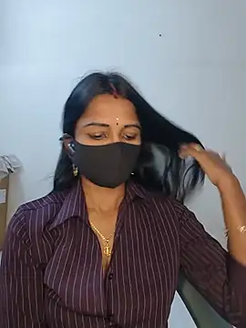 YALINITWO7 TAMIL online show from 26, 7, 2026