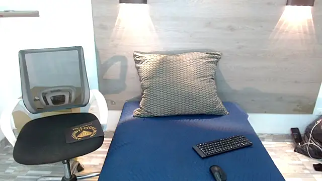 DeboraRaquel online show from 12, 7, 2026