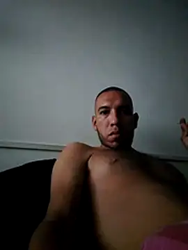 Snapshot of Yankeone551 chatting on 15, 6, 2026 Yankeone551 online show from 15, 6, 2026