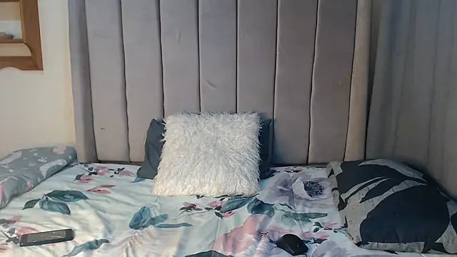 Kimmberly Slut online show from 26, 7, 2026