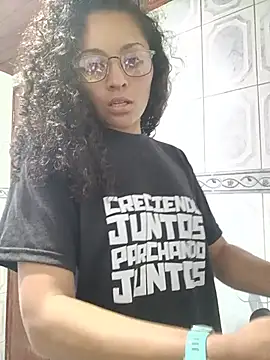 Snapshot of Estrella2001 chatting on 20, 6, 2026 Estrella2001 online show from 20, 6, 2026