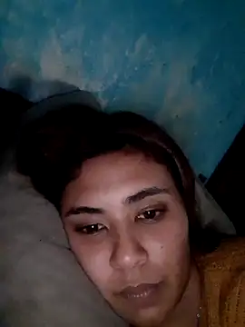 Snapshot of Flor_caliente chatting on 3, 8, 2026 Flor caliente online show from 3, 8, 2026