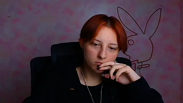 Dilara Kiss  online show from 18, 6, 2026