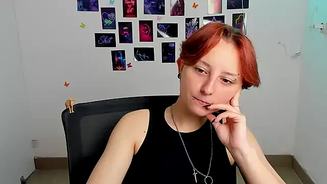 Dilara Kiss  online show from 30, 6, 2026