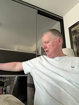 Snapshot of cumboy chatting on 3, 1, 2025 cumboy online show from 3, 1, 2025