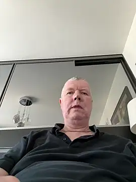 Snapshot of cumboy chatting on 18, 3, 2025 cumboy online show from 18, 3, 2025