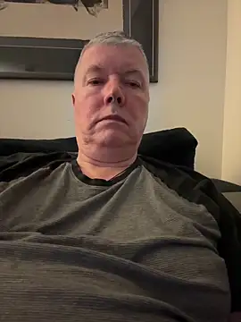 Snapshot of cumboy chatting on 15, 12, 2025 cumboy online show from 15, 12, 2025