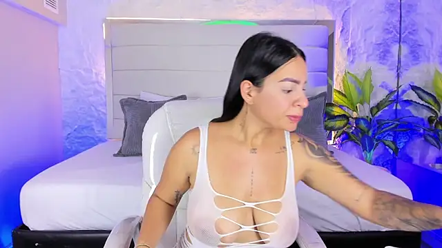 LissaBrown  online show from 26, 6, 2026