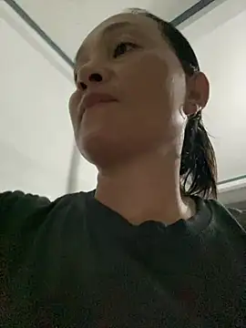 Snapshot of Loly_hana chatting on 3, 7, 2026 Loly hana online show from 3, 7, 2026