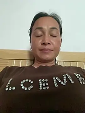 Snapshot of Loly_hana chatting on 17, 7, 2026 Loly hana online show from 17, 7, 2026