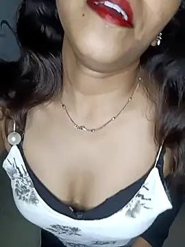 Snapshot of itz_Pornimaji chatting on 27, 6, 2026 itz Pornimaji online show from 27, 6, 2026