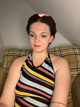 Snapshot of European-beauty chatting on 18, 6, 2026 European-beauty online show from 18, 6, 2026