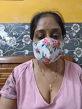Snapshot of Garimaa_Cherry chatting on 6, 7, 2026 Garimaa Cherry online show from 6, 7, 2026