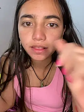 Snapshot of Julia_valentina chatting on 15, 7, 2026 Julia valentina online show from 15, 7, 2026