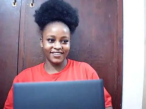 cuchiesweet online show from 25, 6, 2026