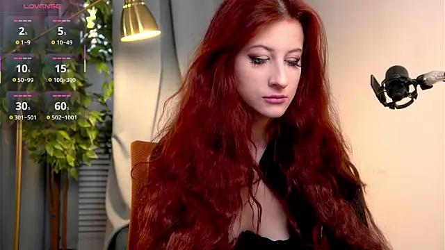 Snapshot of CatyPurrrrr chatting on 10, 7, 2026 CatyPurrrrr online show from 10, 7, 2026