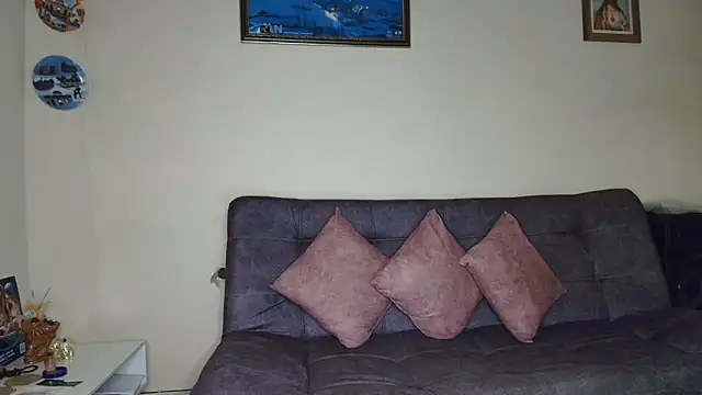  saray m online show from 3, 3, 2026