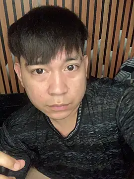 asiancuteboix online show from 25, 6, 2026