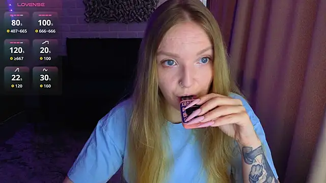 Snapshot of Kate__Walker chatting on 20, 6, 2026 Kate Walker online show from 20, 6, 2026