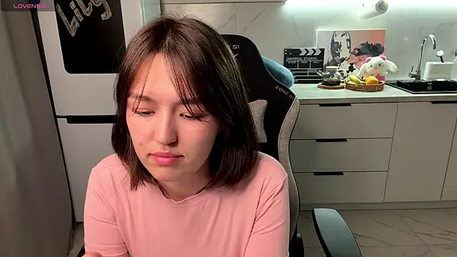 LilyPopss online show from 20, 6, 2026
